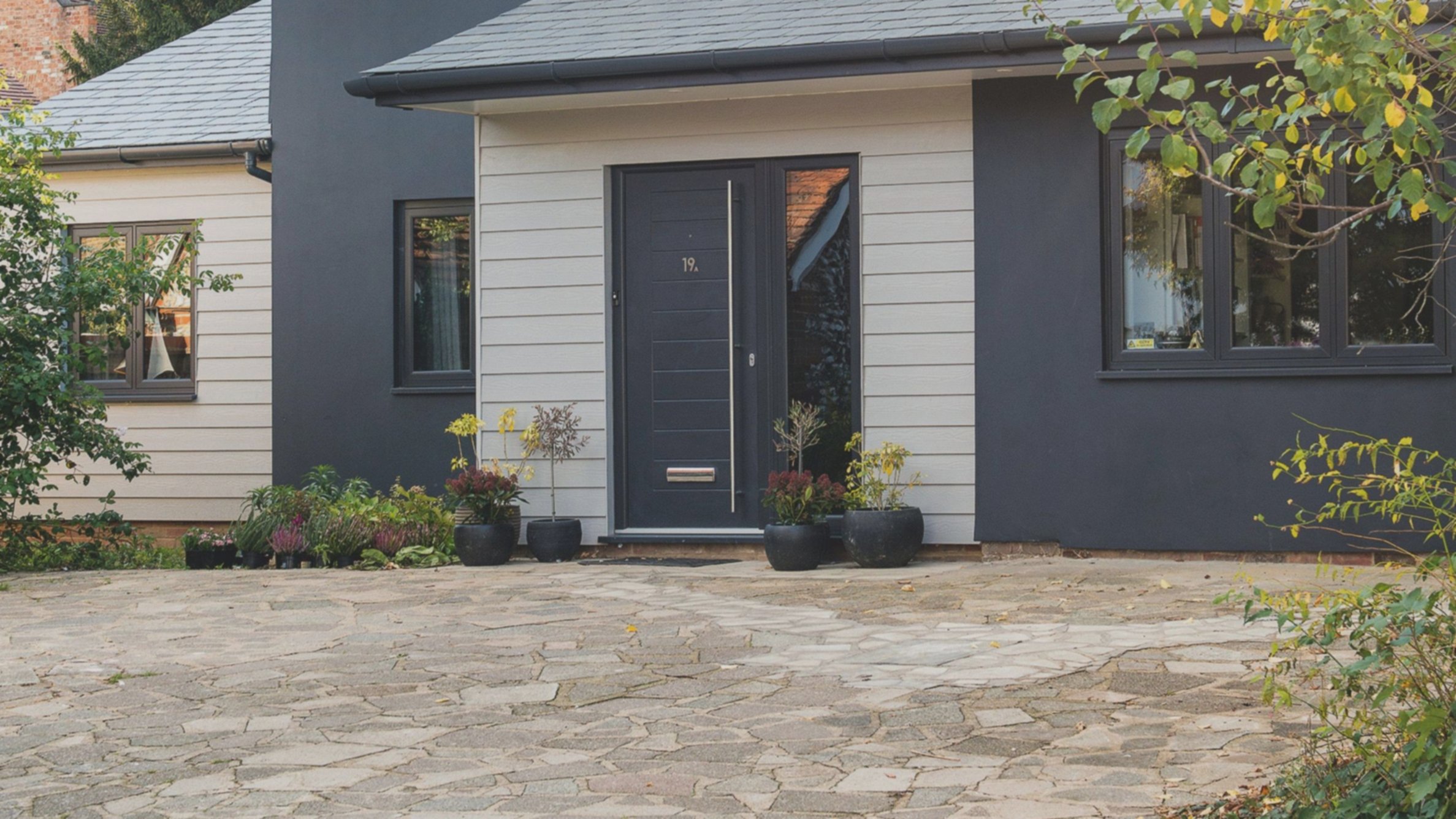 1f2e5602-53c3-43e5-8931-817411f8a033