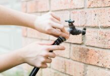 Захистіть дім від замерзання труб: порада сантехніка