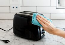 Просте рішення для очищення забрудненої кухонної техніки