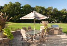 П’ять помилок у дизайні заднього двору, які миттєво знижують привабливість