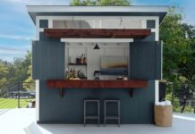 Costco Тепер Продає Барні Будки для Легкого Прийому у Басейну