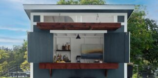 Costco ahora vende cobertizos para bares en el patio trasero para facilitar su alojamiento junto a la piscina