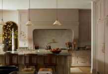 Tendências de cores de armários de cozinha para 2026: quatro tons assumindo o controle