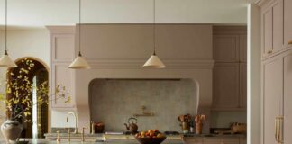 Тенденции Цветов Кухонных Шкафов на 2026 Год: Четыре Оттенка, Завоевывающие Пространство