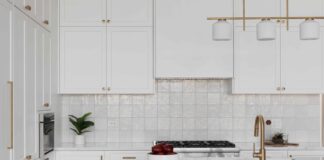 Возрождение Загрязненной Затирки: Руководство по Очистке и Восстановлению