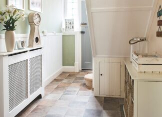 Рішення для вузьких передпокоїв: від розчищення простору до прибудов