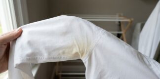 Por que Bleach Yellows Camisas Brancas: A Química do Suor do Alumínio