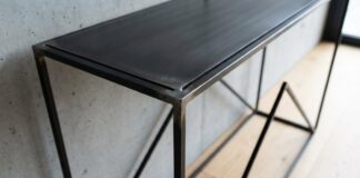 A sub-$35 console that emulates high-end industrial design
